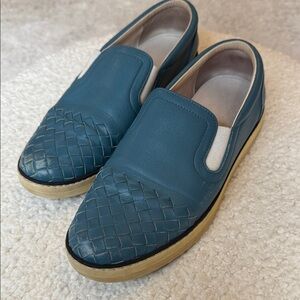 Bottega Veneta Blue Women's Slippers